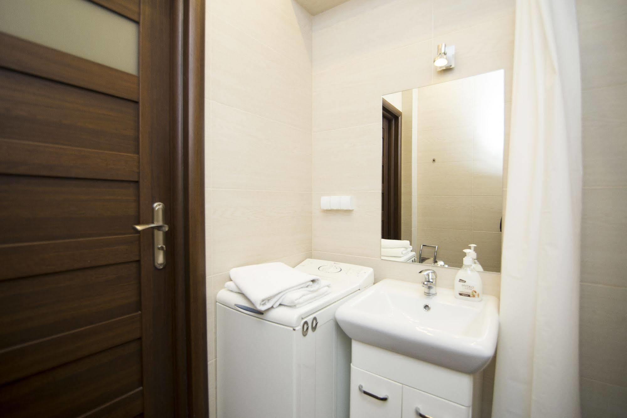 Rent A Flat Apartments - Korzenna St. Гданськ Екстер'єр фото